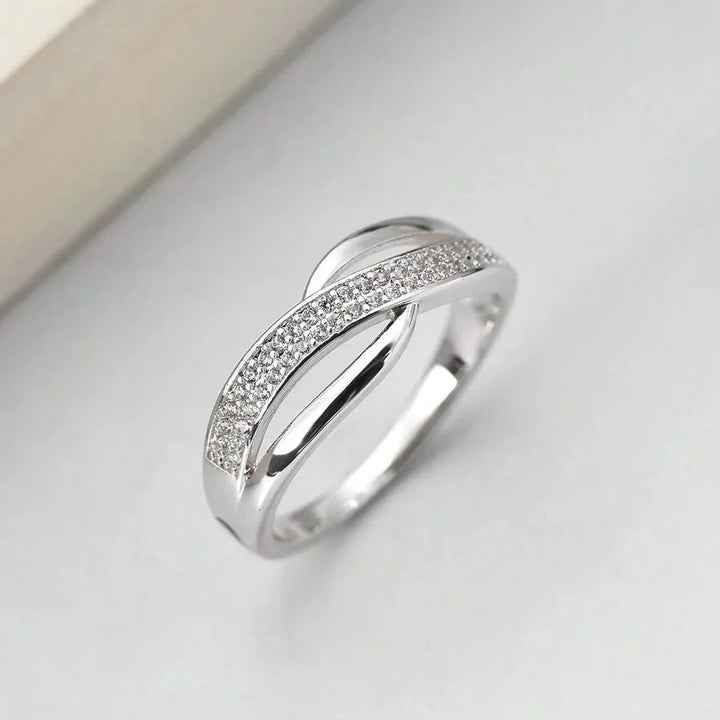 Catherine Classic Gold Zirconia Ring