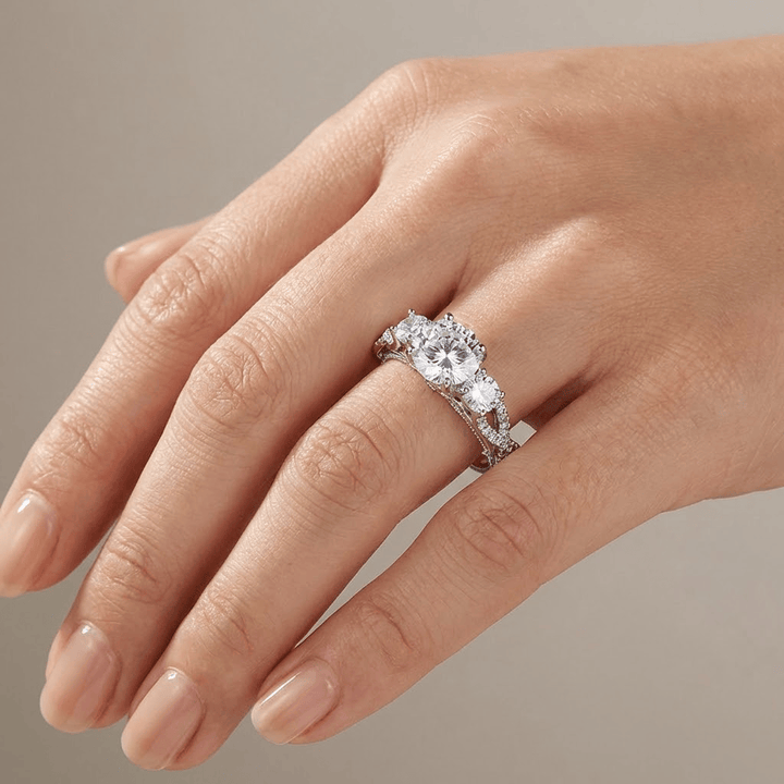 Silver Round Zirconia Vintage Ring