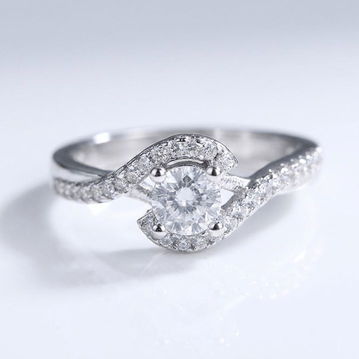 Silver Oval Diamond Twist Ring