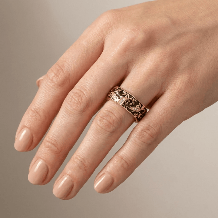 Gold Vintage Leaf Band Ring
