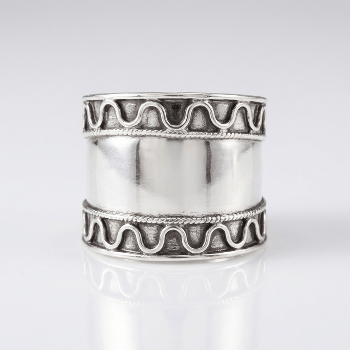 Silver Shell Stripe Ring