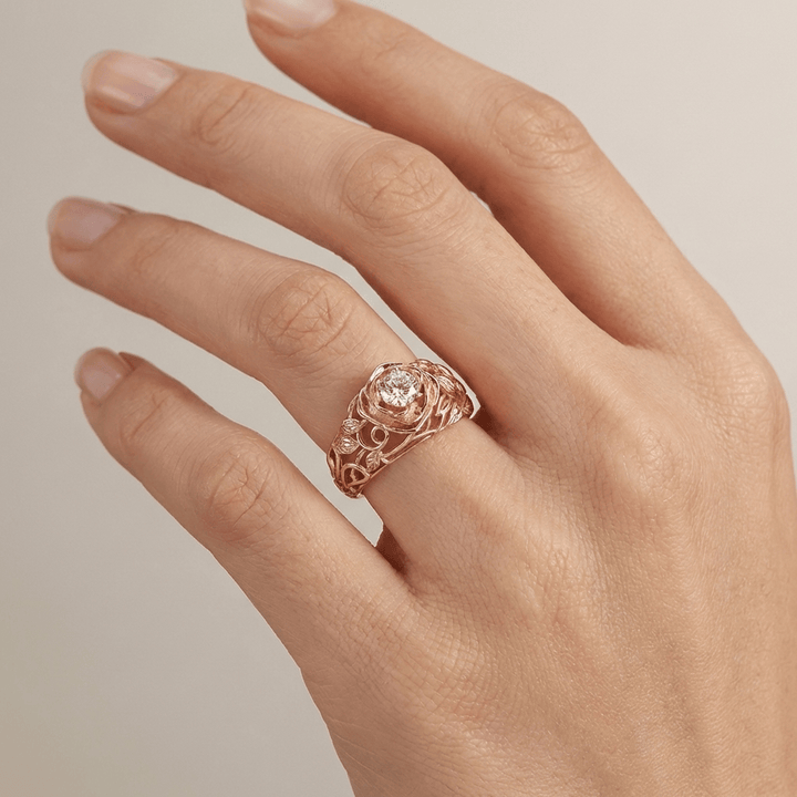 Zirconia Rose Carved Vintage Ring