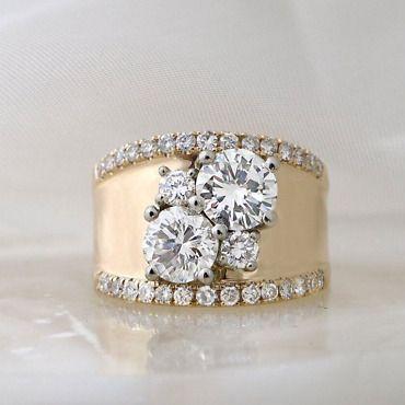 Vintage Golden &amp; Zirconia Ring