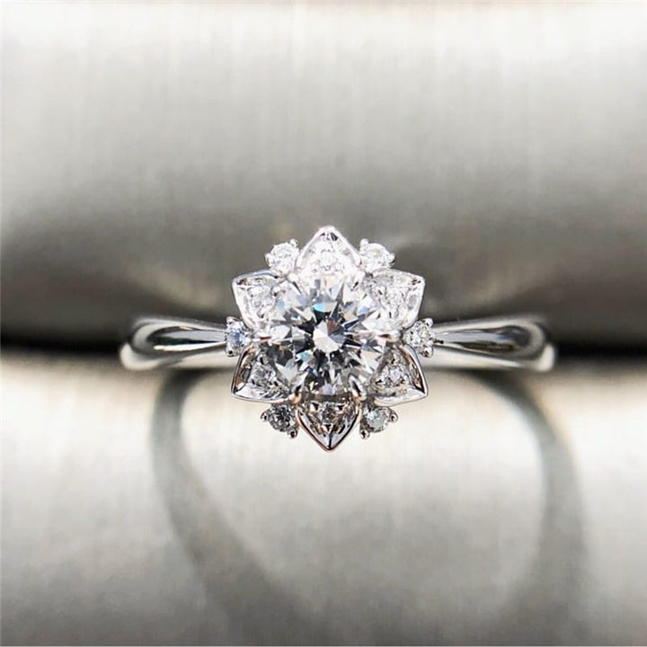 Silver Zirconia Lotus Light Ring