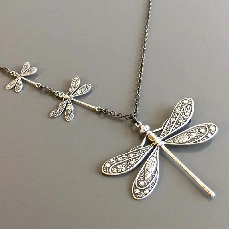 Vintage Dragonfly Necklace – Symbol of Change, Light &amp; Freedom