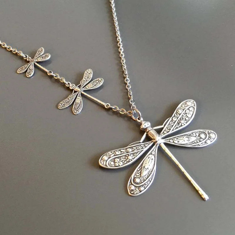 Vintage Dragonfly Necklace – Symbol of Change, Light &amp; Freedom