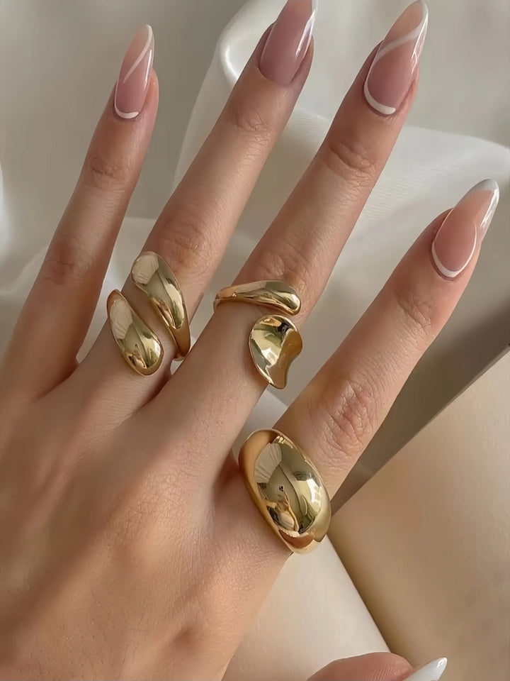 Baroque Pearl Flower Ring Collection