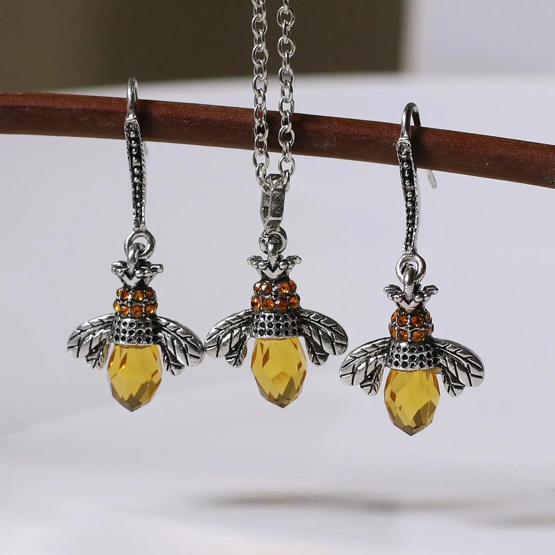 Vintage Bee Necklace &amp; Earrings Set