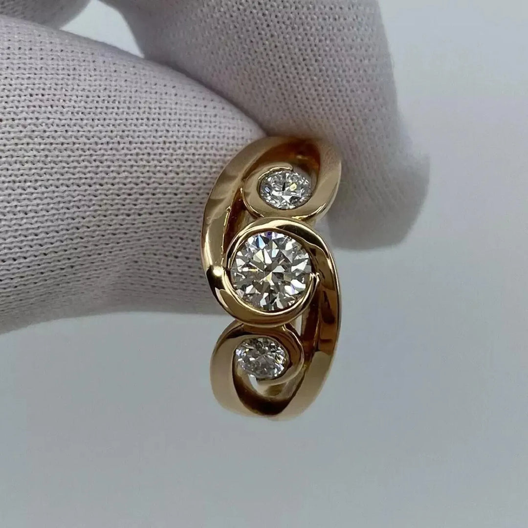 Vintage Gold Spiral Zirconia Ring
