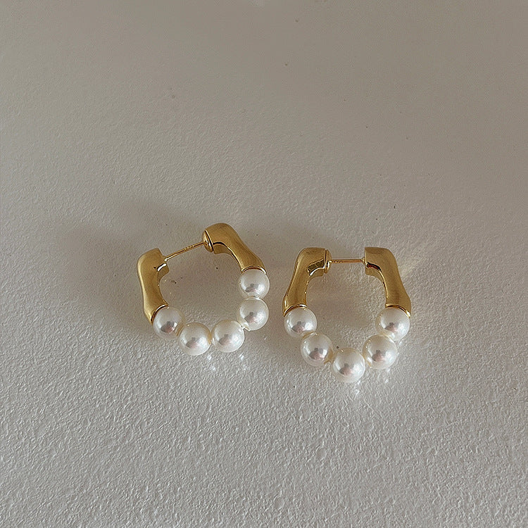 Elegant Pearl &amp; Gold Earrings