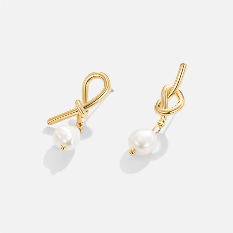 Knotted Gold &amp; Freshwater Pearl Earrings